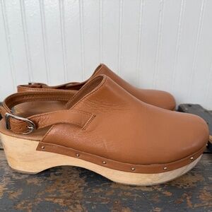 CORDANI FIVE WORLDS LEATHER SLINGBACK CLOGS-Anthropologie